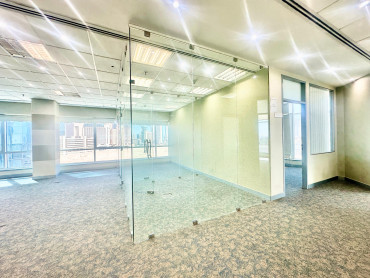 Commercial full floor for rent in Kuwait City